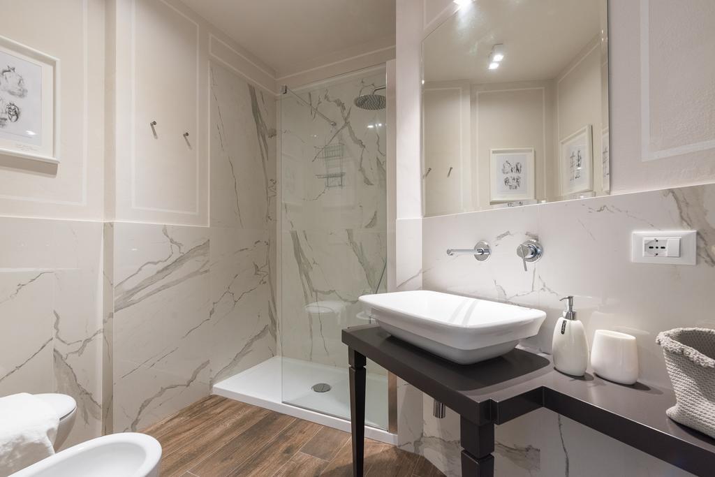 Novella Goldoni Suite-By Florence Concierge Rum bild